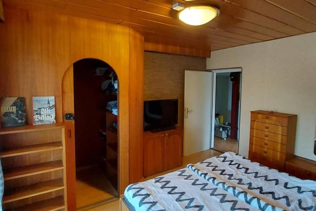 Quiet Apartment Close To Town Филах Екстериор снимка