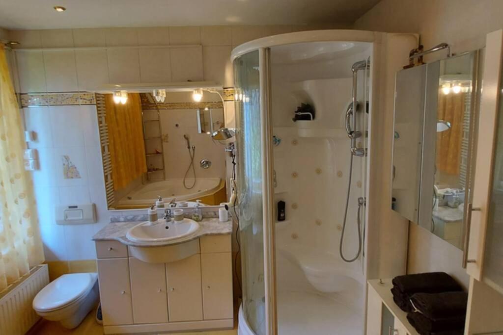 Quiet Apartment Close To Town Филах Екстериор снимка